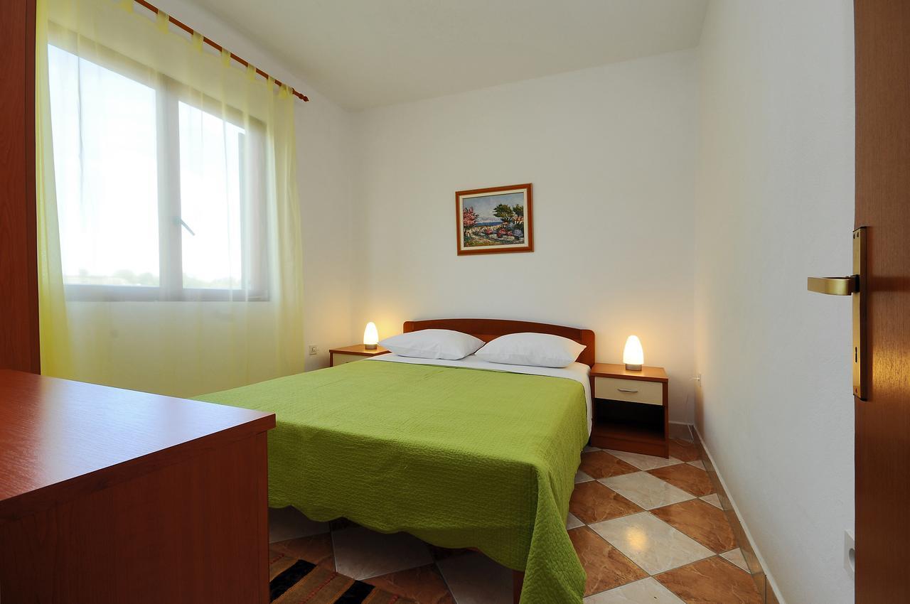 Apartments Valentina-B Nin Esterno foto