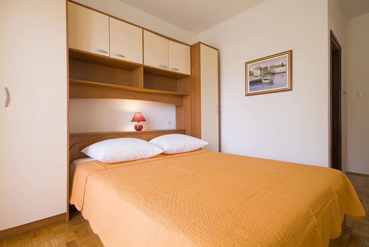 Apartments Valentina-B Nin Esterno foto